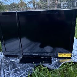 Panasonic 32in LCD TV New