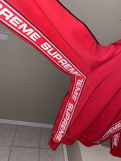 Supreme sweatshirt