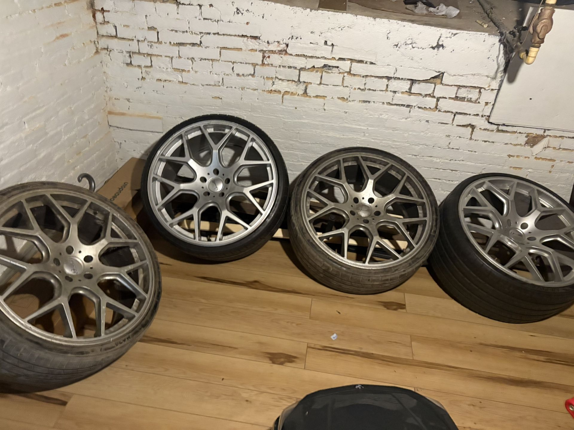 22 Inch Butterfly Rims Trades