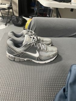 Nike Zoom Vomero 5 - Cool Grey