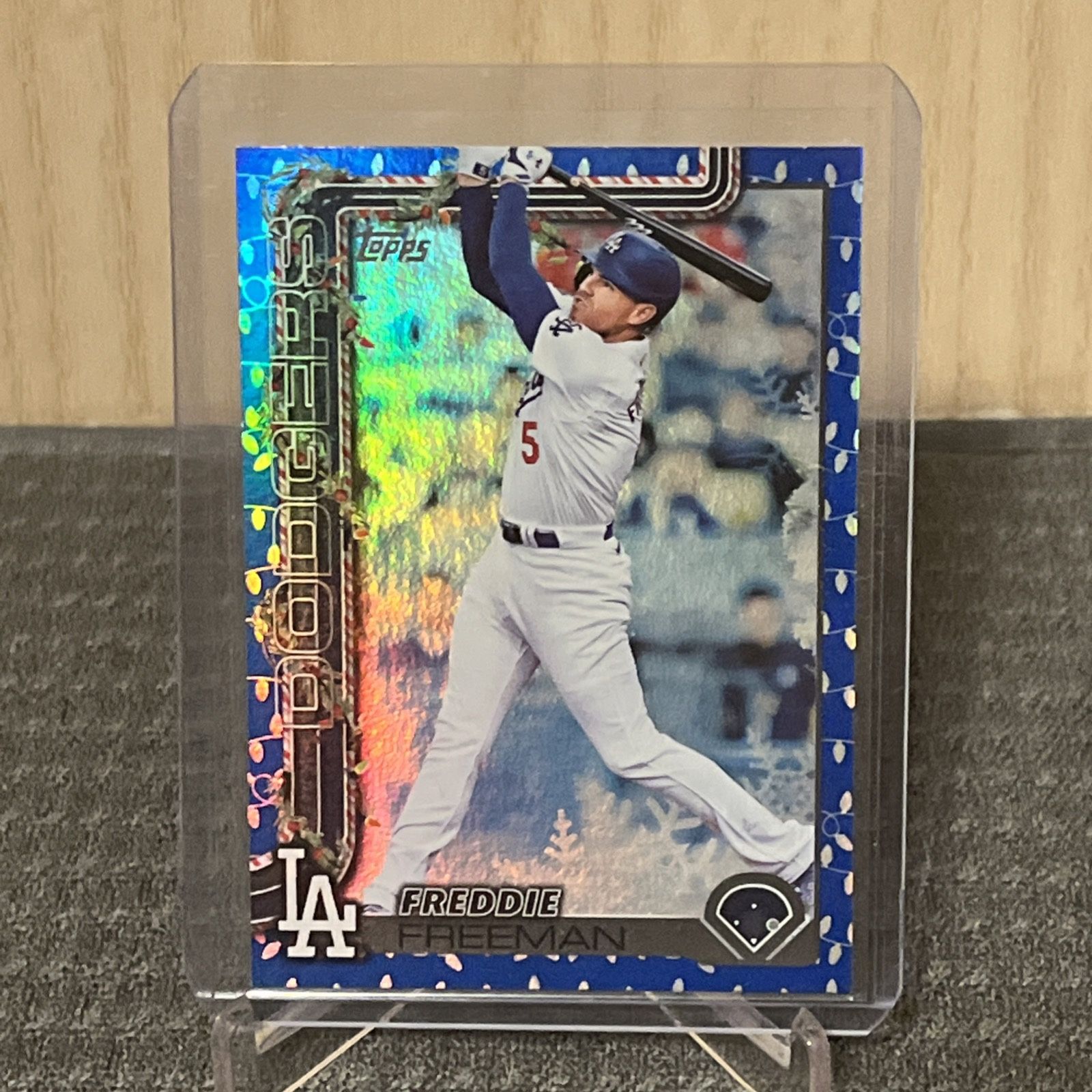 2025 Topps Holliday Freddie Freeman Blue Lights