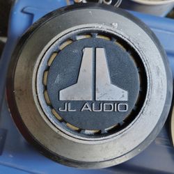 JL Audio 12" W6