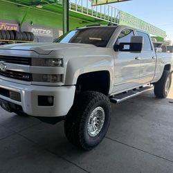 LIFT KITS AND LEVELING KITS ✅