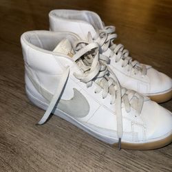 Nikes Men’s Size 10