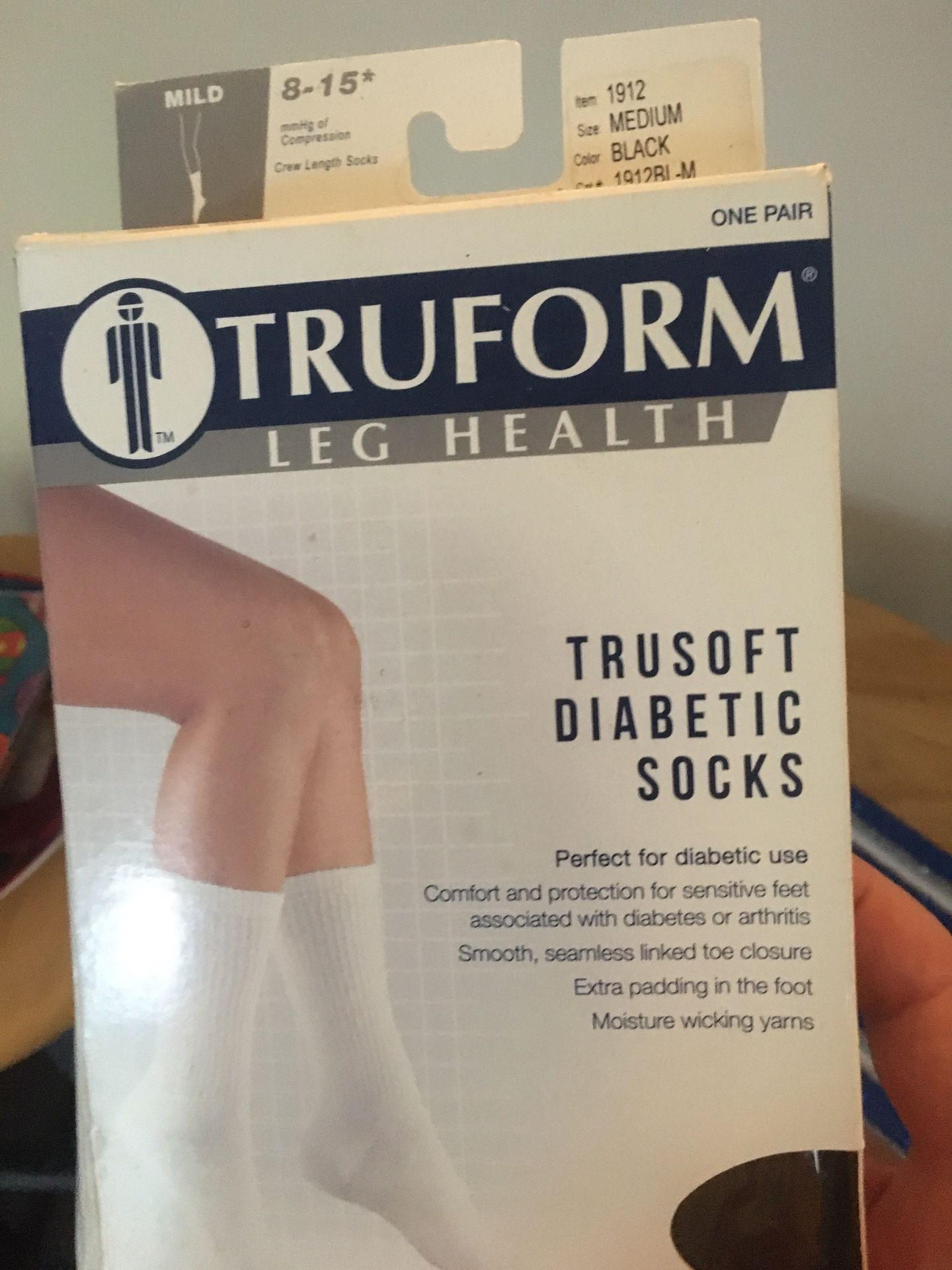 New Diabetic Socks Size Medium. Black 