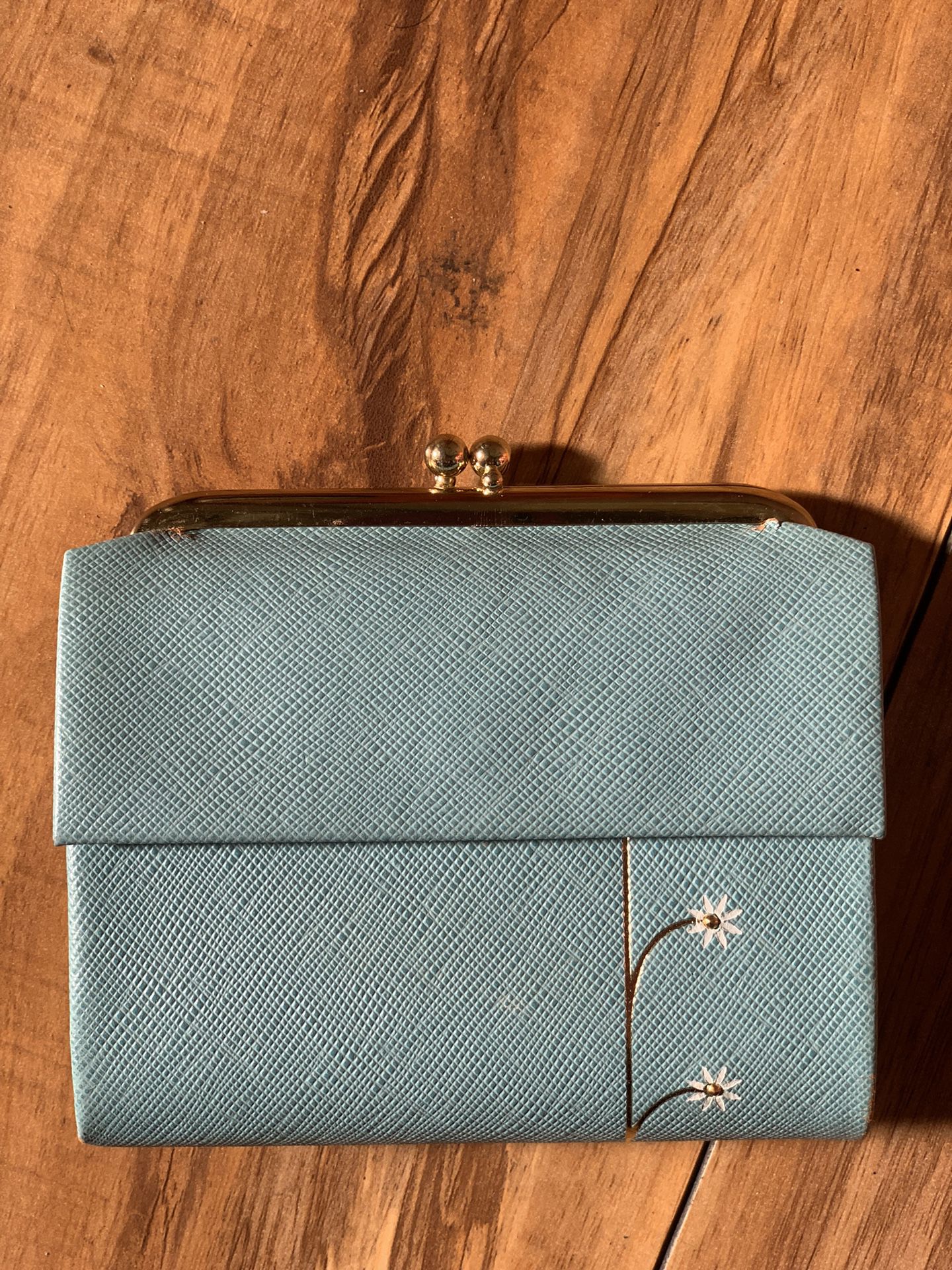 Vintage Turquoise Daisy Cowhide Wallet 