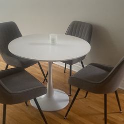 Wayfair Chairs – New, Set of 4