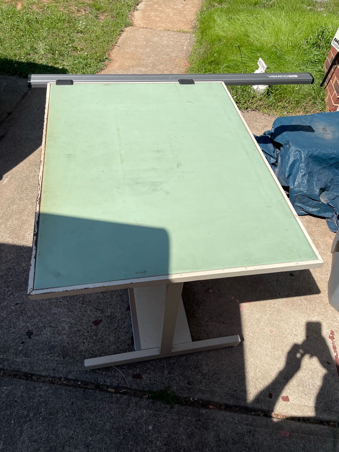 Vemco 520 v track drafting machine table