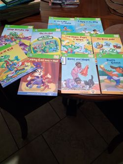 Bundle leapfrog book barely use in good condition all for 25