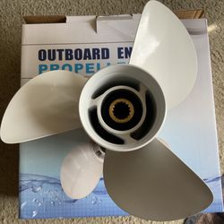  New Outboard Propeller 13 1/4 X 17 , 3 Blade 15 Spline