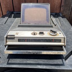 Antique Radio And Tv  (no Batteries,no Power Cord
