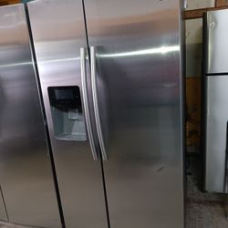 Samsung Refrigerator Stainless Steel 📍📍The ice machine is not working📌📌
