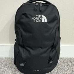 THE NORTH FACE ‘Vault’ Black Nylon Backpack