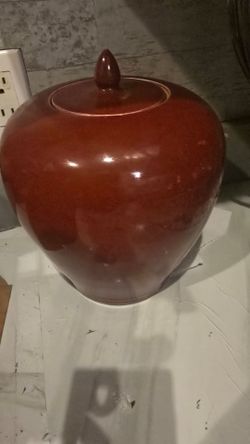 tozai- decorative jar ..