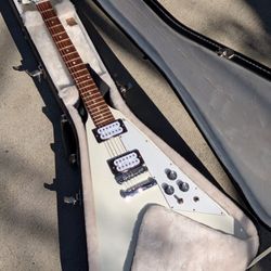 Gibson Flying V HP 2017 Alpine White Electric Guitar w/ Case