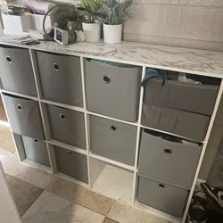 Cube organizer