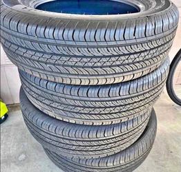225/55/18 Continental Tires con 80% de vida las 4