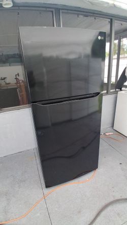 Refrigerador 30"×68"