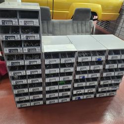 Stainless Steel Machine Screws With Bins