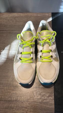 Men’s Size 11.5 Nike Free Run 5.0 Grey/White/yellow