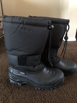 Snow Boots, Size 3