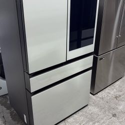 Samsung Smart Hub Bespoke Four-Door Refrigerator