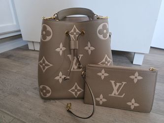 Louis Vuitton NéoNoé MM Bag