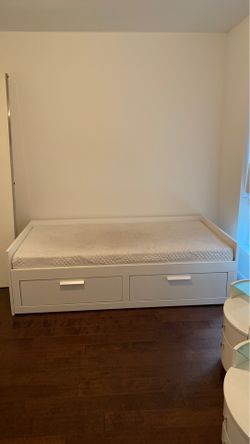 Twin bed