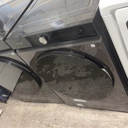 Samsung Gas Dryer And Washer Set