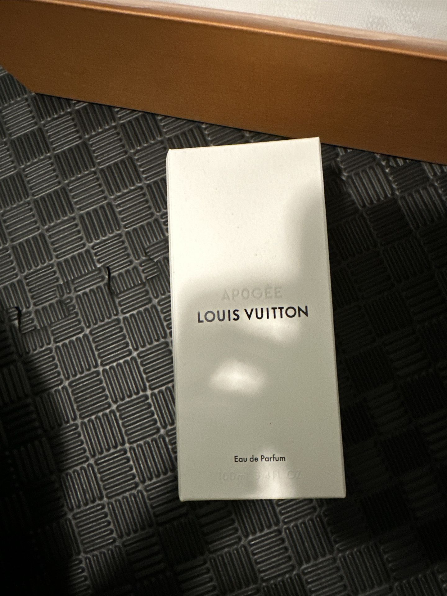 louis vuitton Perfume apogee 100ml for Sale in Chino Hills, CA - OfferUp