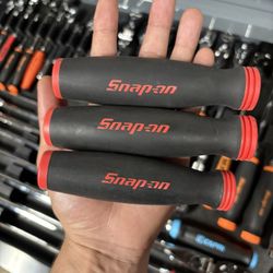 Snap on 1/2 & 3/8ths Ratchet Grips Red Hand Tools