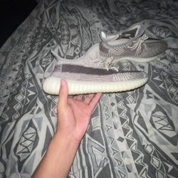 Yeezy Boost 350 V2 Zyon