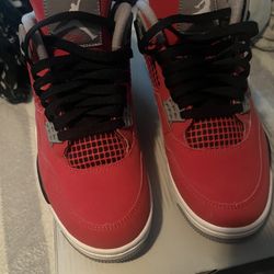 Jordan Toro 4s  Size 9.5