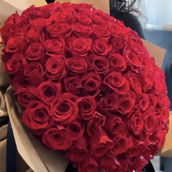 Ramo Buchon/ Rose Bouquet 