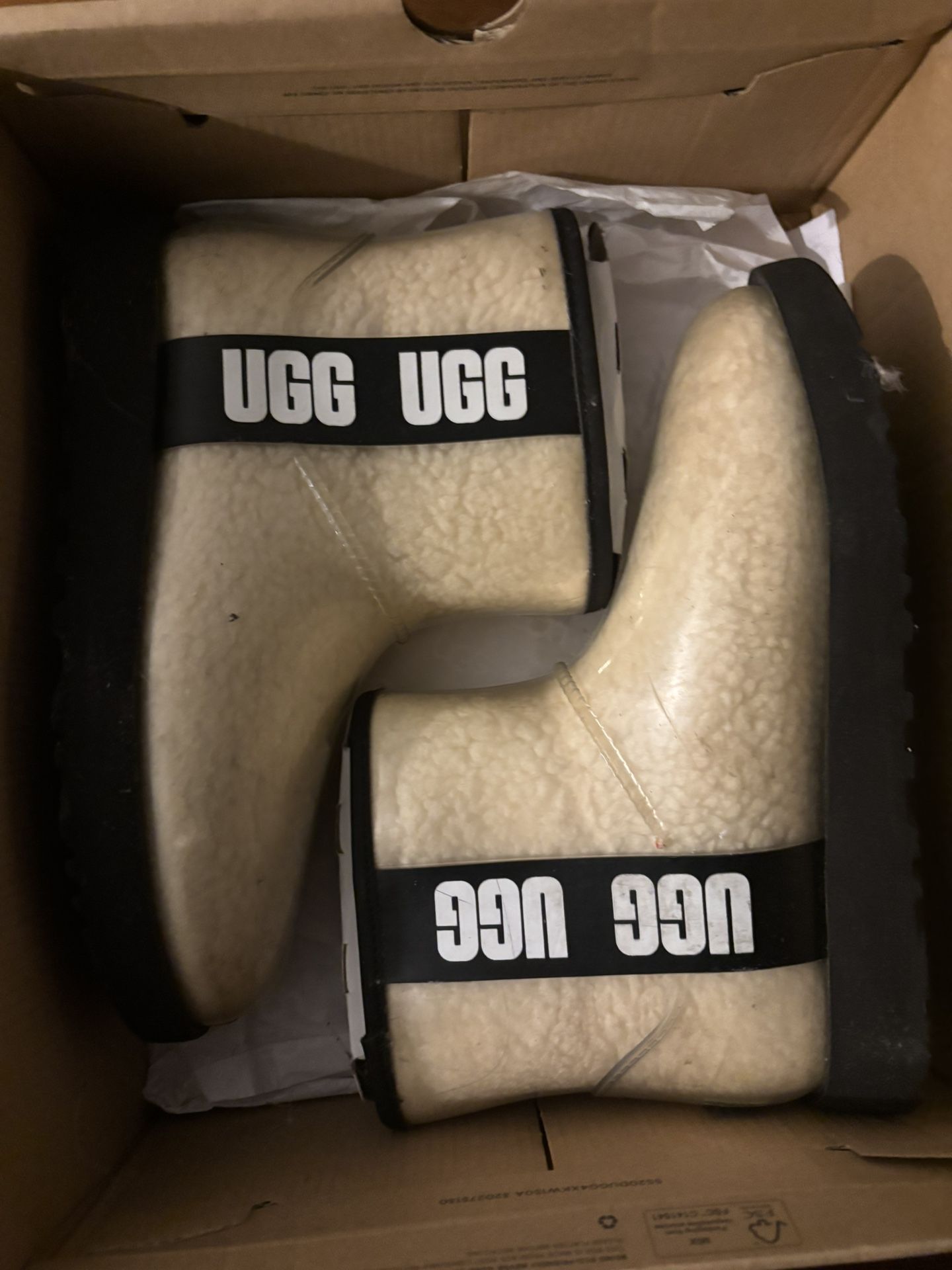 Uggs Size 7