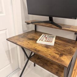 Computer desk-Wood