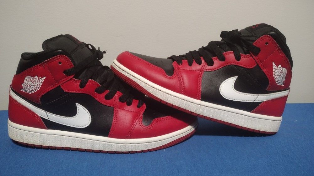 Jordan Retro 1 Mid Gym Red Black White Size 10