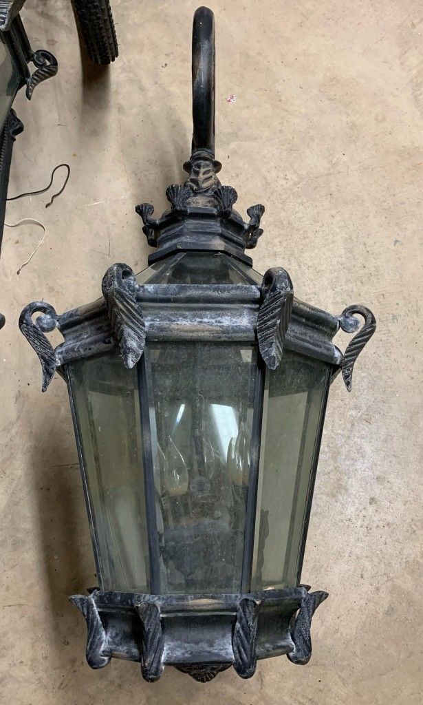 Outdoor Lights