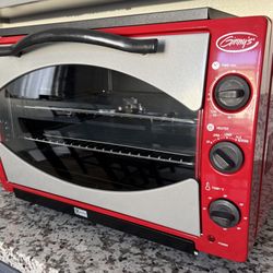 Ginny's Red Rotisserie Toaster Oven - Model PLN# (contact info removed) (1500W)