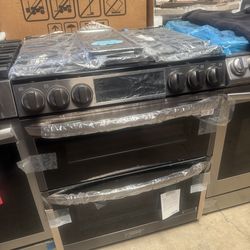 Slide stove gas range air fry double oven convection LG black stainless steel