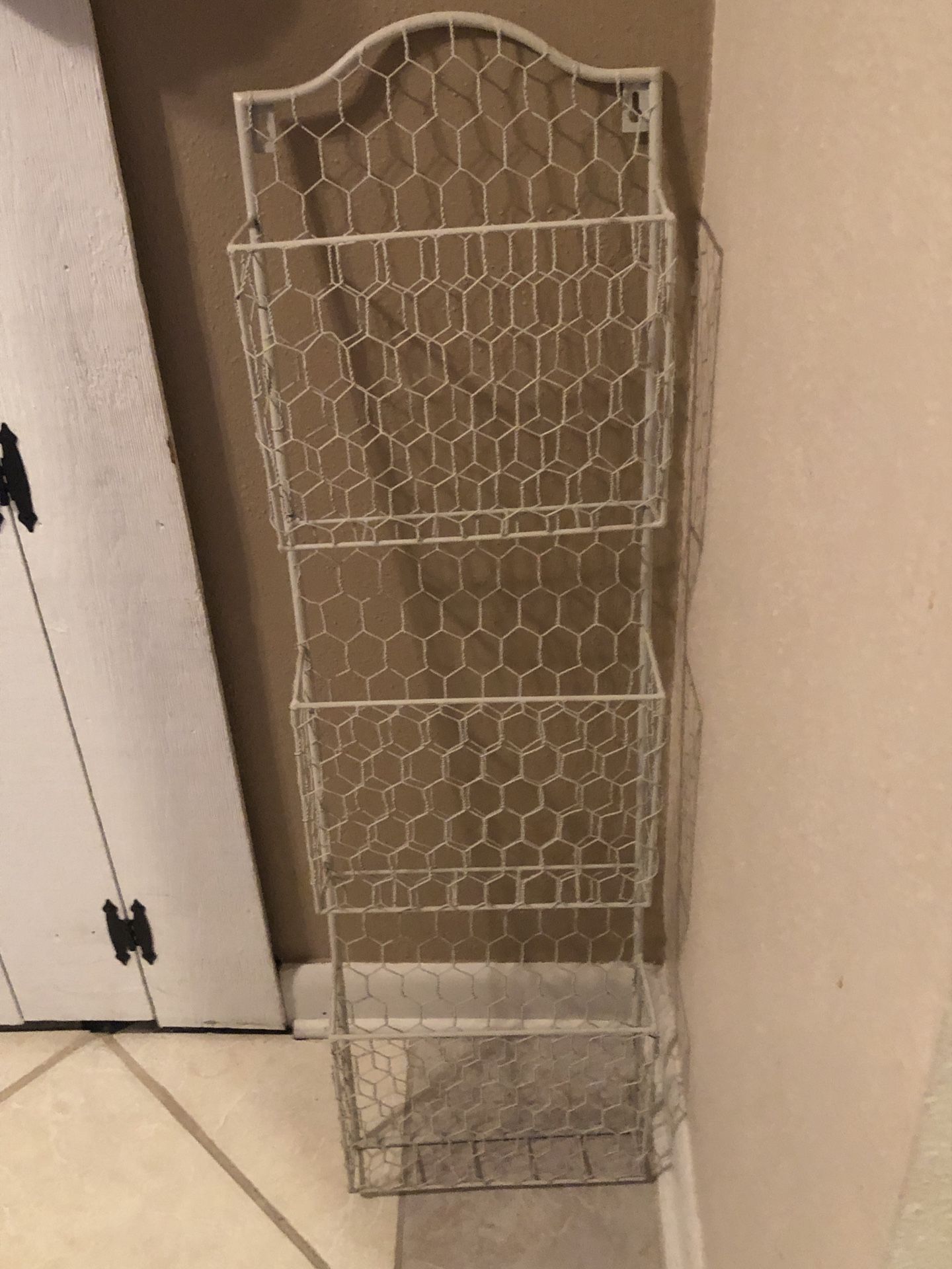 Magazine Rack /holder/organizer Decorative