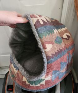 Southwestern Pattern Hooded Pet Bed