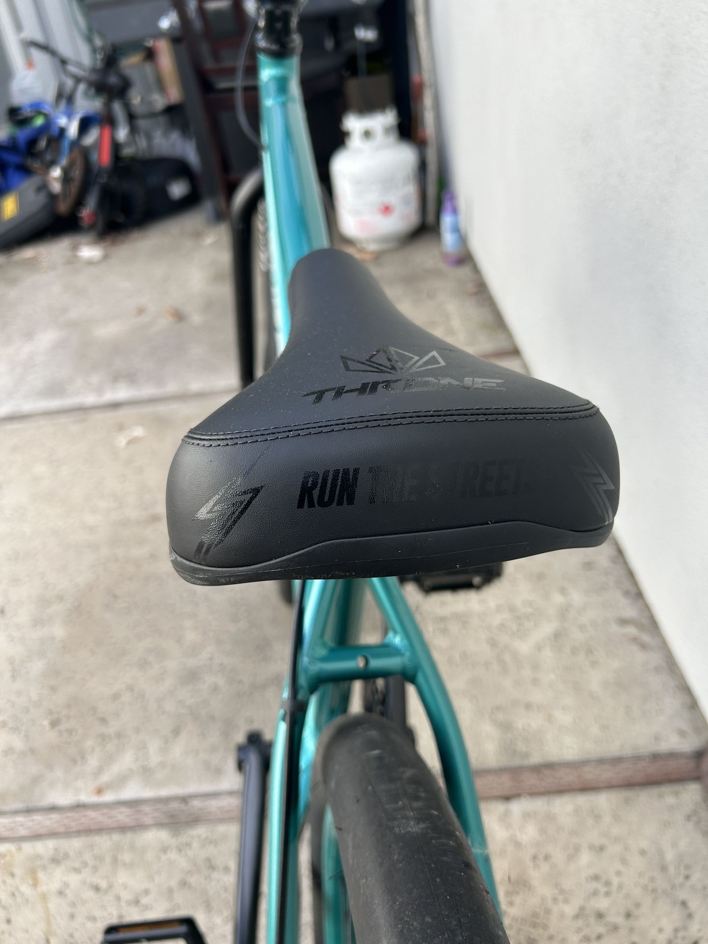 Throne Bike