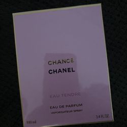 Chanel Eua Tundra