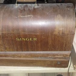 1920s Singer Sewing Machine 