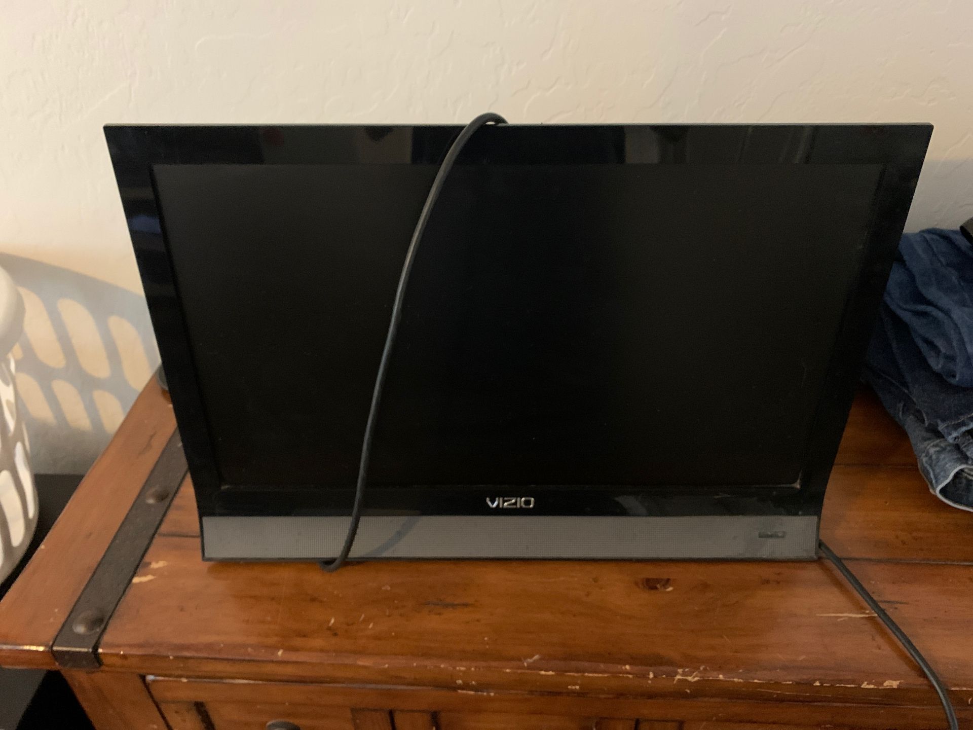 Vizio monitor