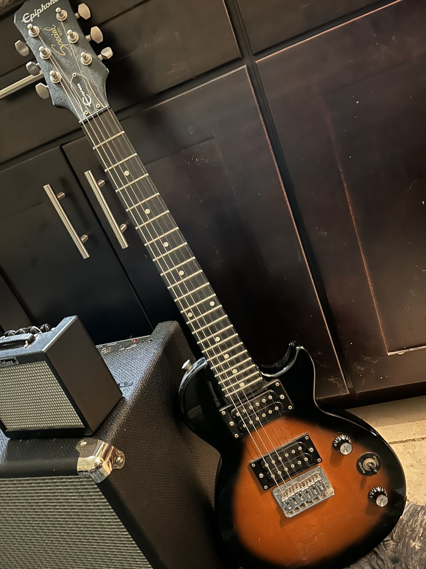 Epiphone Special Model Express Travel-sized Guitar