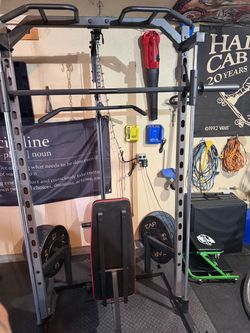 Workout bench and pulley system