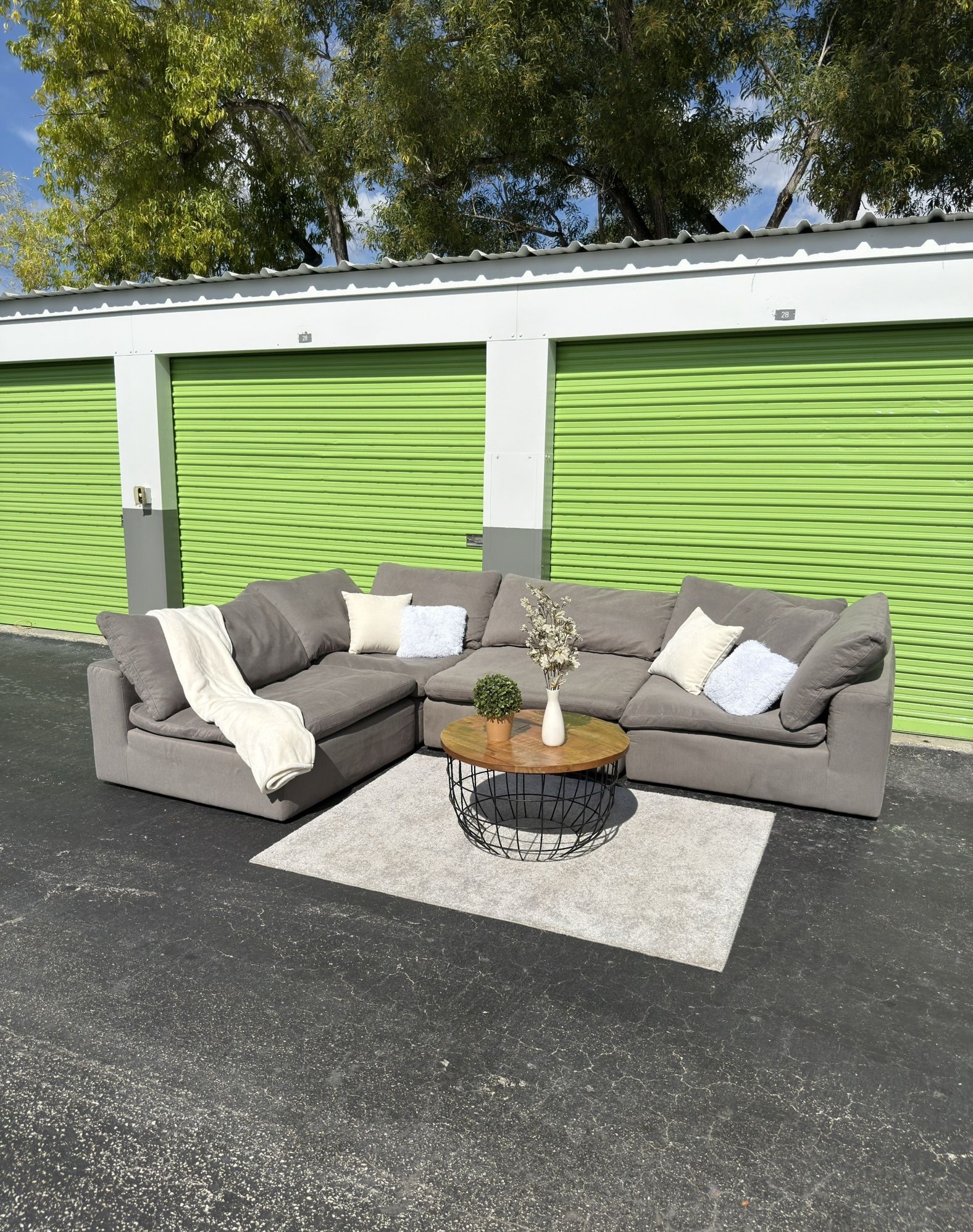 Light Gray City Furniture Nixon Cloud Sectional Couch - Delivery Available π