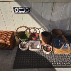 Basket Lot Of 12 
